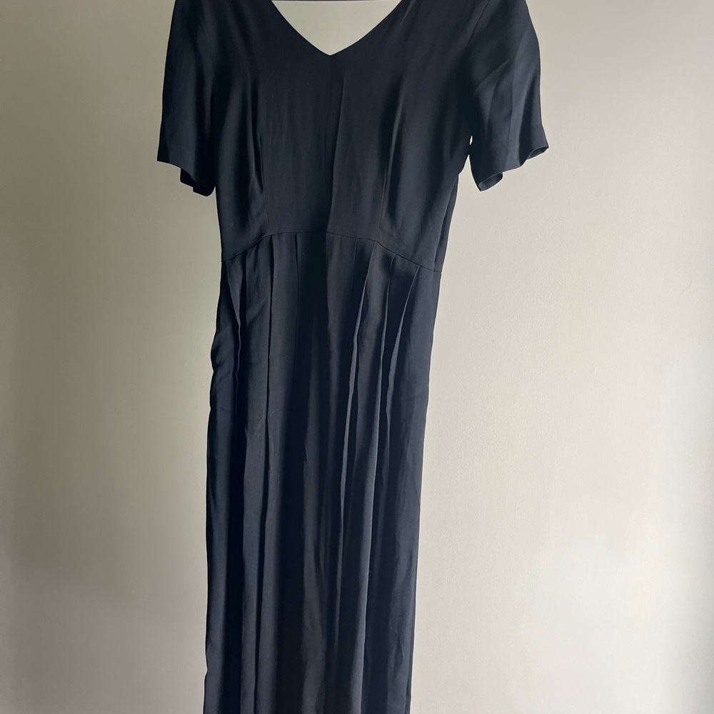 Chic Vintage Black Midi Dress